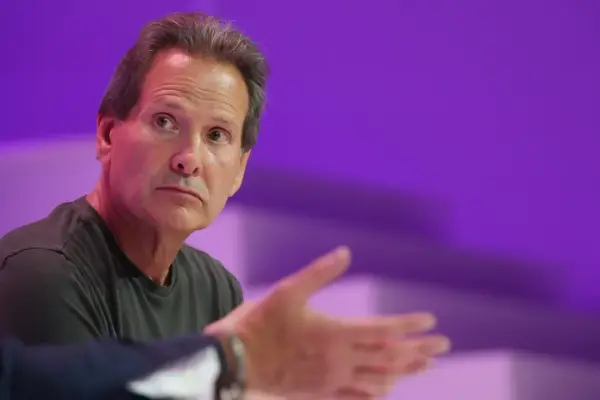 Verizon bổ nhiệm CEO mới cho 'giai đoạn tiếp theo' sau khi triển khai 5G